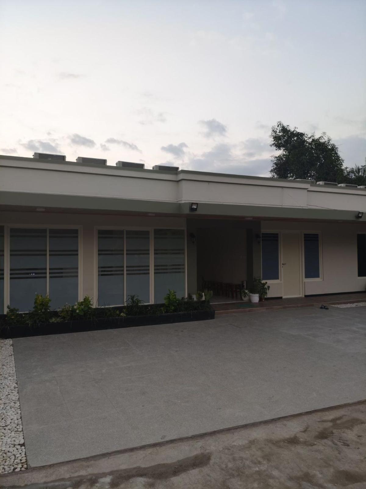 El Nipa Hotel Labuan Bajo Zewnętrze zdjęcie